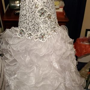 Girls size 14 sugar by MacDuggal gown.